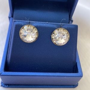 Jewelry 4 for $12 Rhinestone Stud Earrings